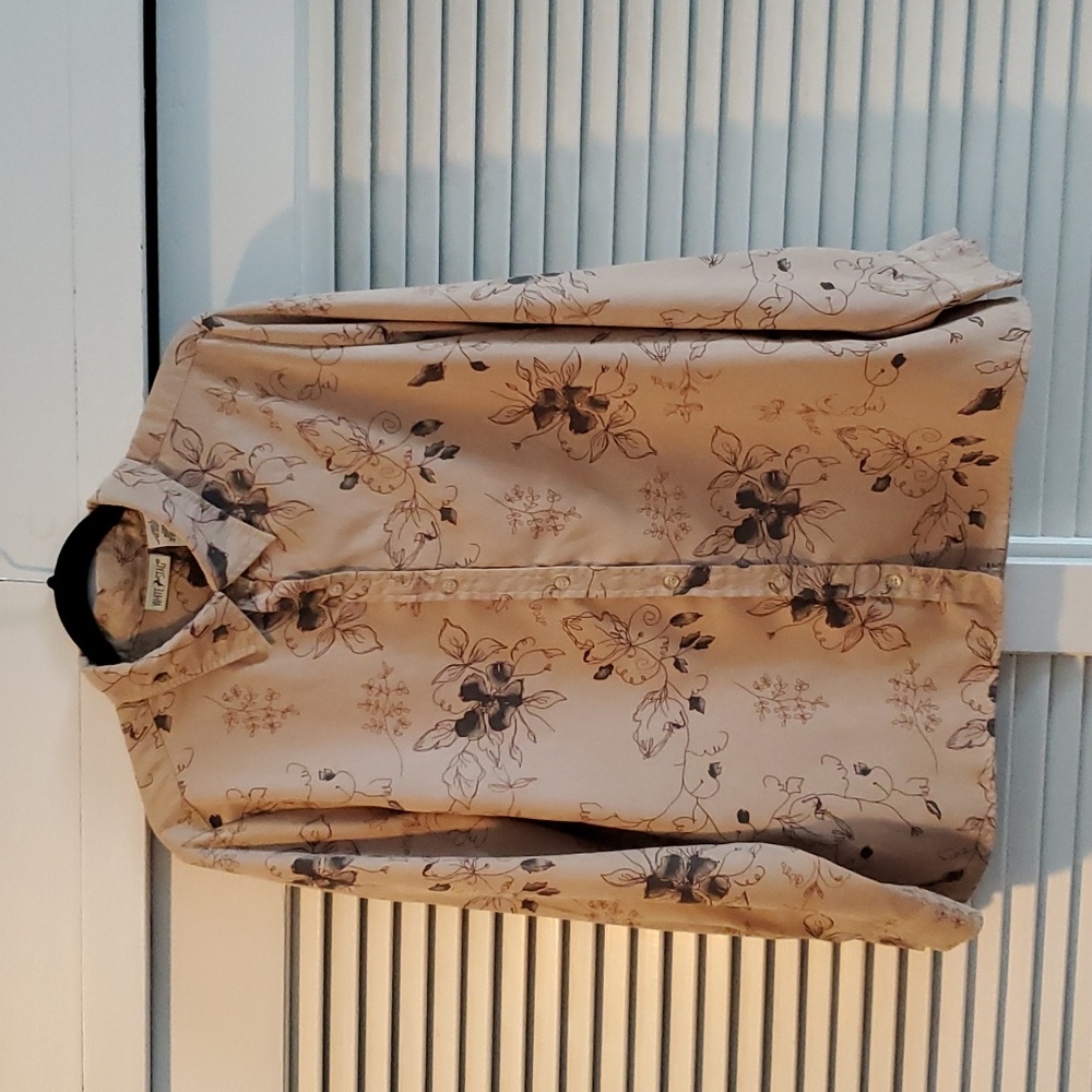 White Stag Classic Biege Long Sleeve Print Blouse Size L